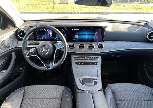 Mercedes-Benz Klasa E cena 179900 przebieg: 55000, rok produkcji 2021 z Łuków małe 742